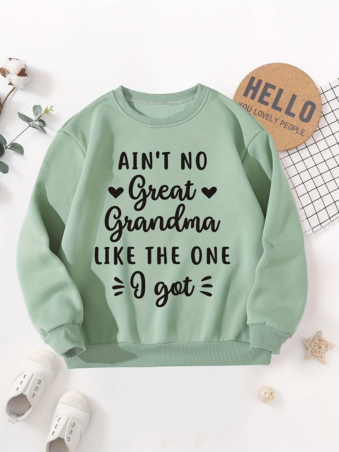 AIN'T NO GREAT GRANDMA LIKE THE ONE I GOT Print Crew Collar Sweatshirt, Cool Long Sleeve Sweatshirt For Boys, Boys Casual Creative Graphic Design Pullover, For Winter And Fall